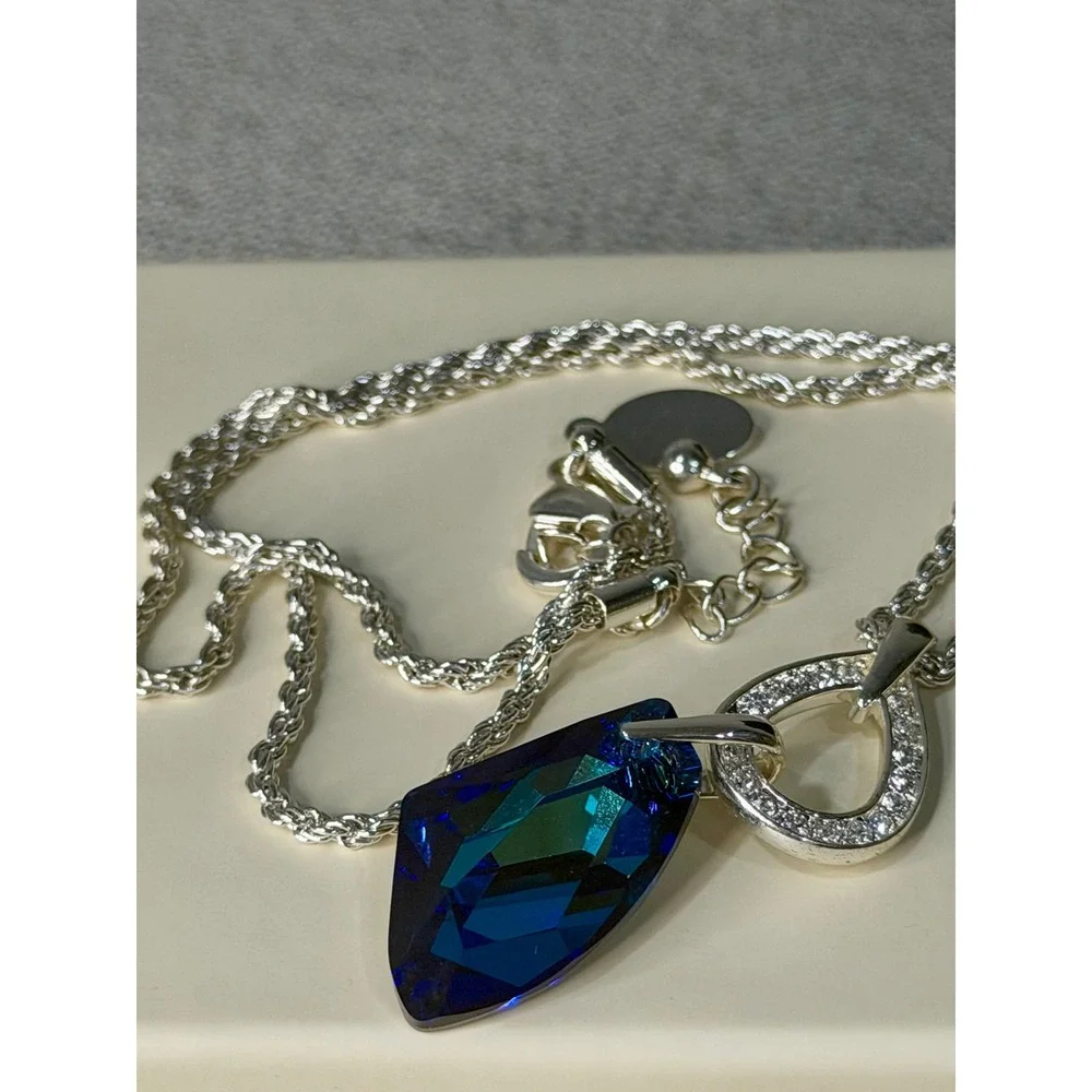 Jon Richard Bermuda Blue Swarovski Crystal Teardrop Pendant Necklace silver tone